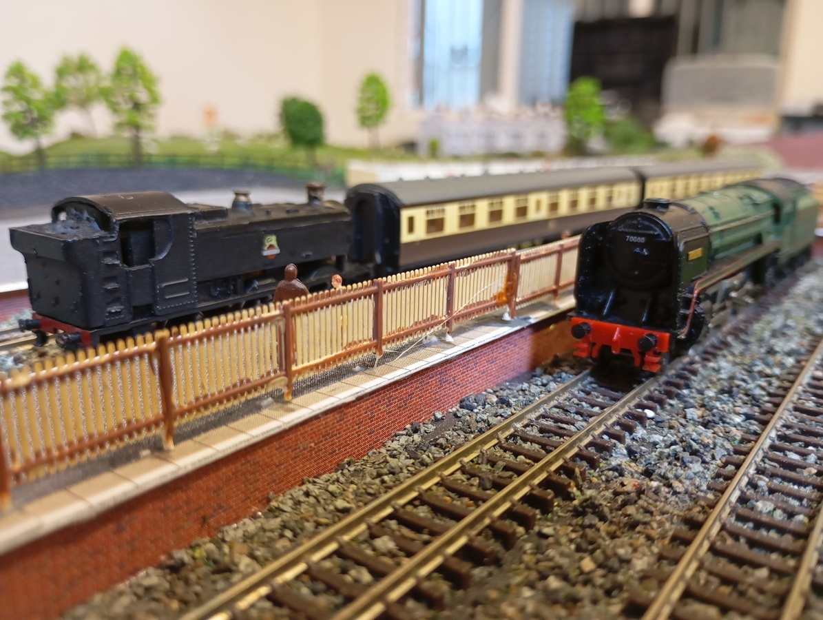 BR locomotives at the station 